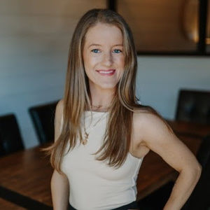 Meet your Posher, Naomi